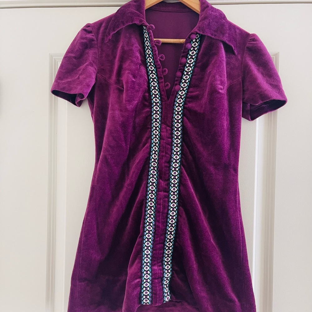 Perfect costume for a 60 look, vintage top